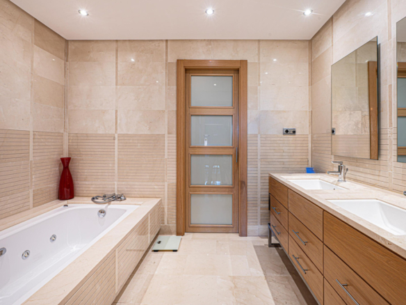 Apartment for sale in Marbella