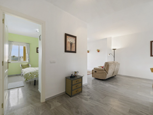 Apartment for sale in Mijas