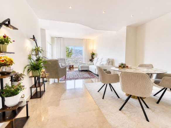 Apartment for sale in Mijas