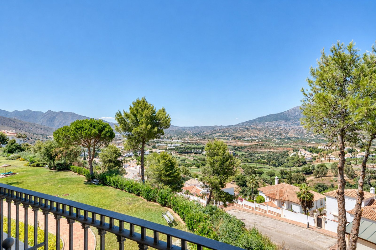 Apartment for sale in Mijas