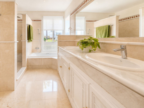 Apartment for sale in Mijas