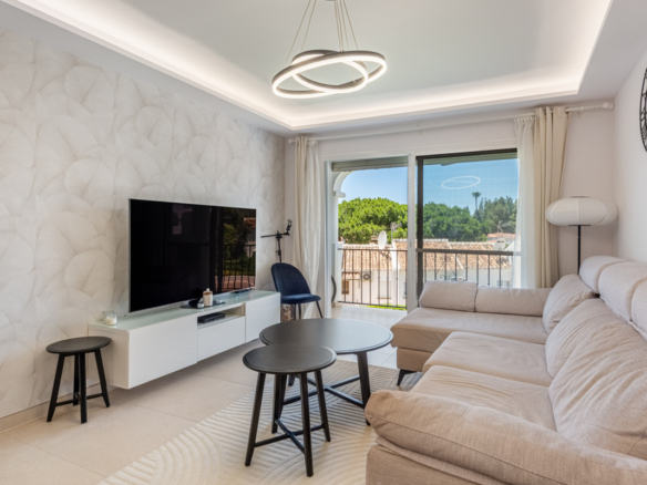 Apartment for sale in Mijas