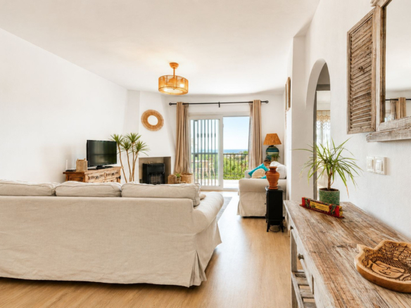Apartment for sale in Mijas
