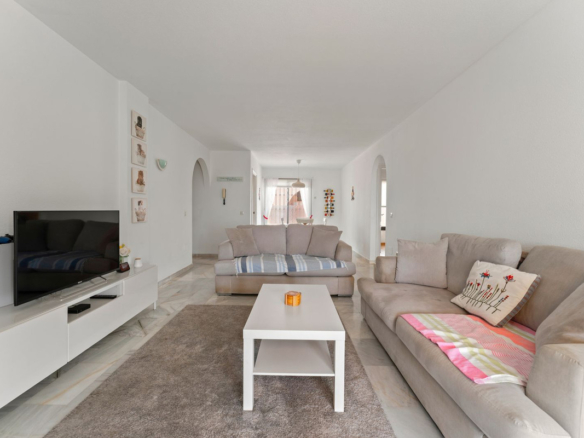 Apartment for sale in Mijas