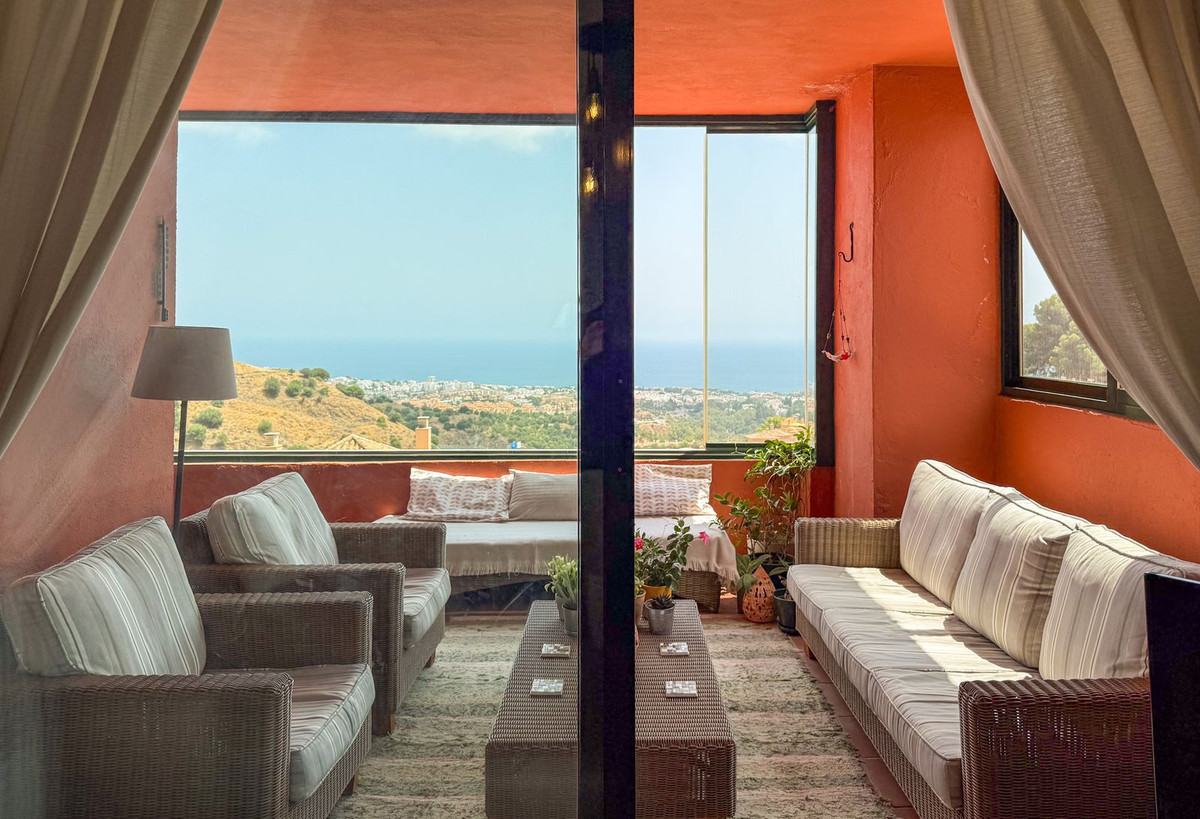 Apartment for sale in Mijas