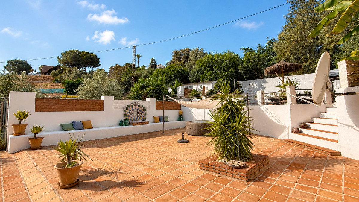 Finca for sale in Alhaurín el Grande