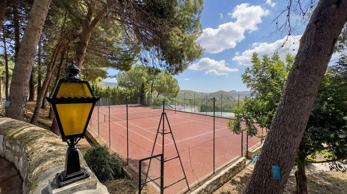 Finca for sale in Alhaurín el Grande