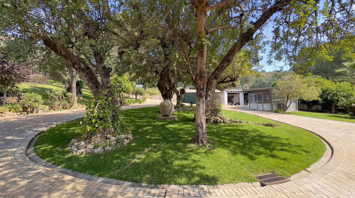 Finca for sale in Alhaurín el Grande