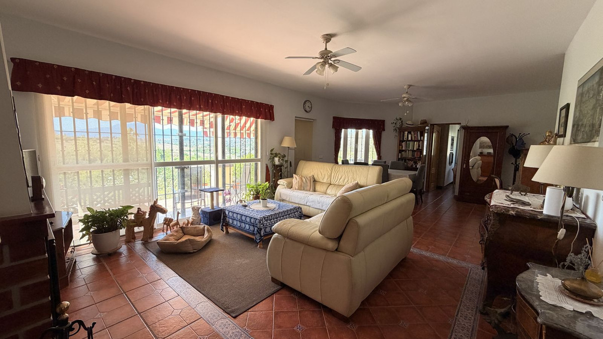 Finca for sale in Alhaurín el Grande
