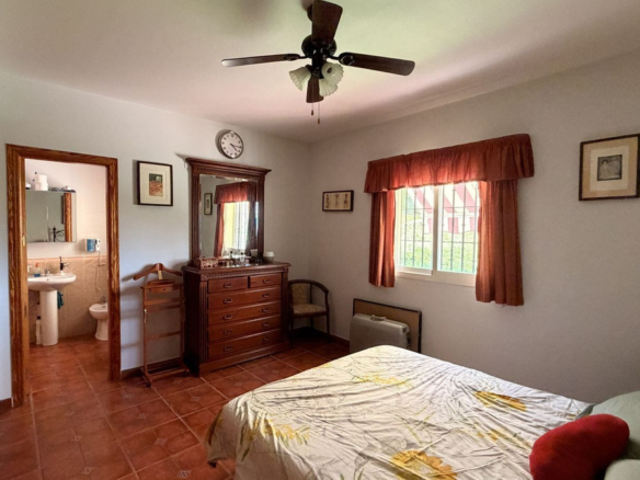Finca for sale in Alhaurín el Grande