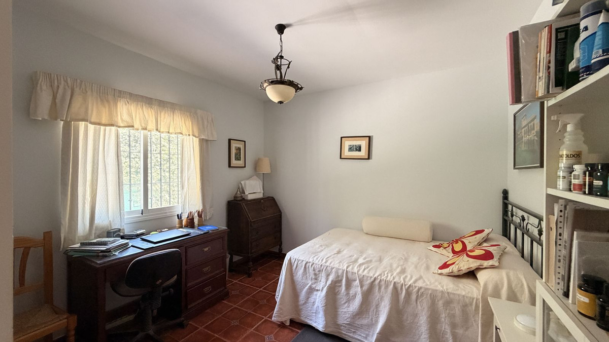 Finca for sale in Alhaurín el Grande