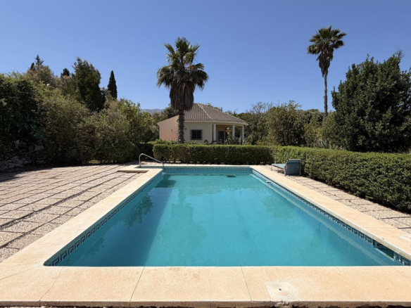 Finca for sale in Alhaurín el Grande