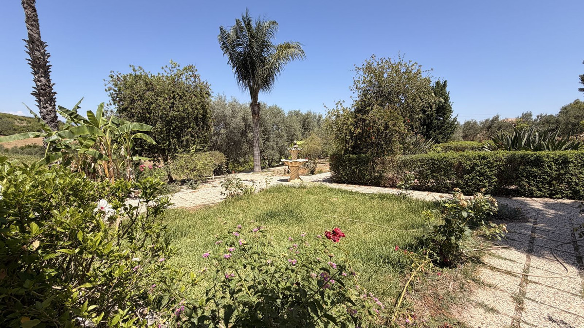 Finca for sale in Alhaurín el Grande