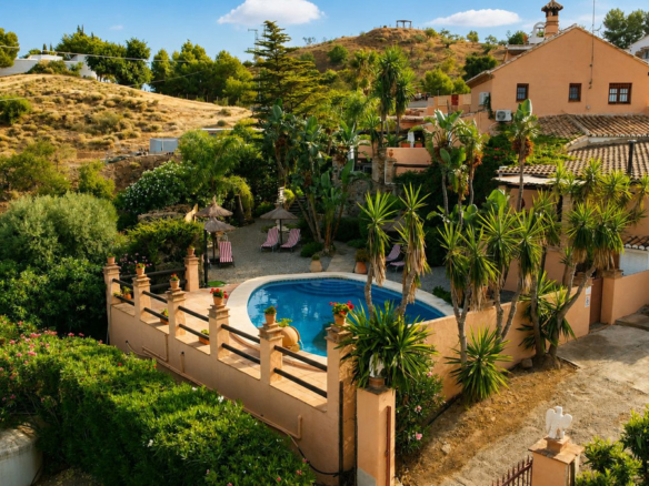 Finca for sale in Cártama