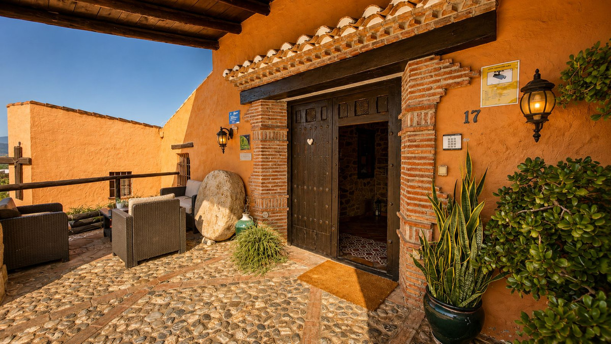 Finca for sale in Cártama