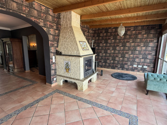 Finca for sale in Coín