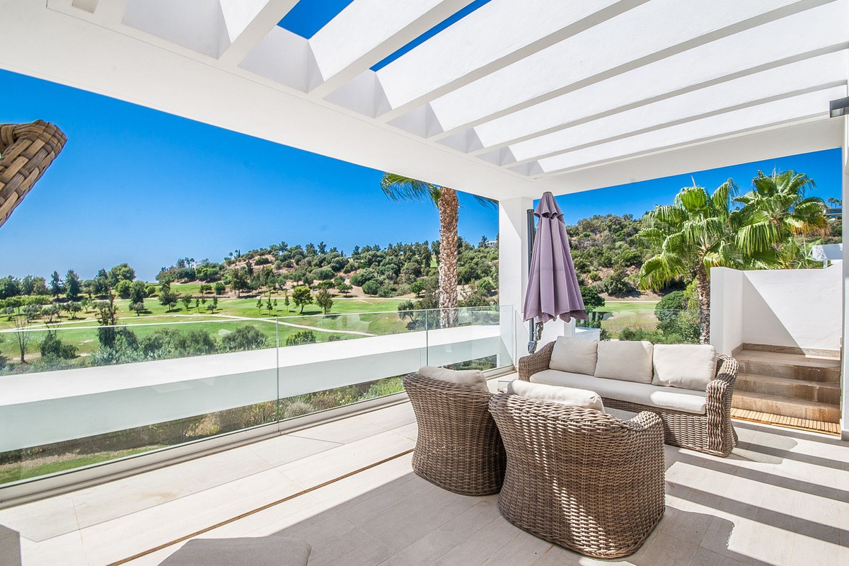 Penthouse for sale in Benahavís