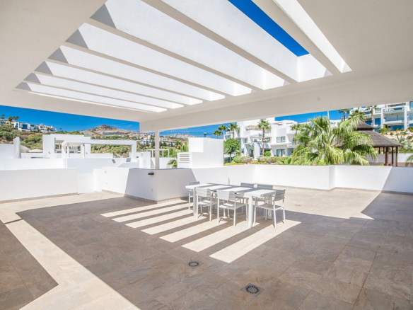 Penthouse for sale in Benahavís