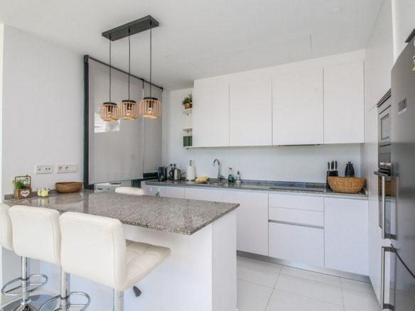 Penthouse for sale in Benahavís