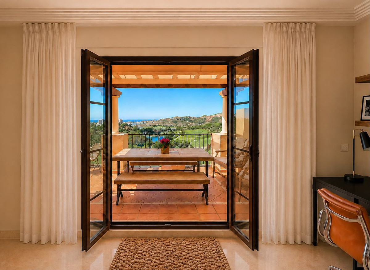 Penthouse for sale in Benahavís