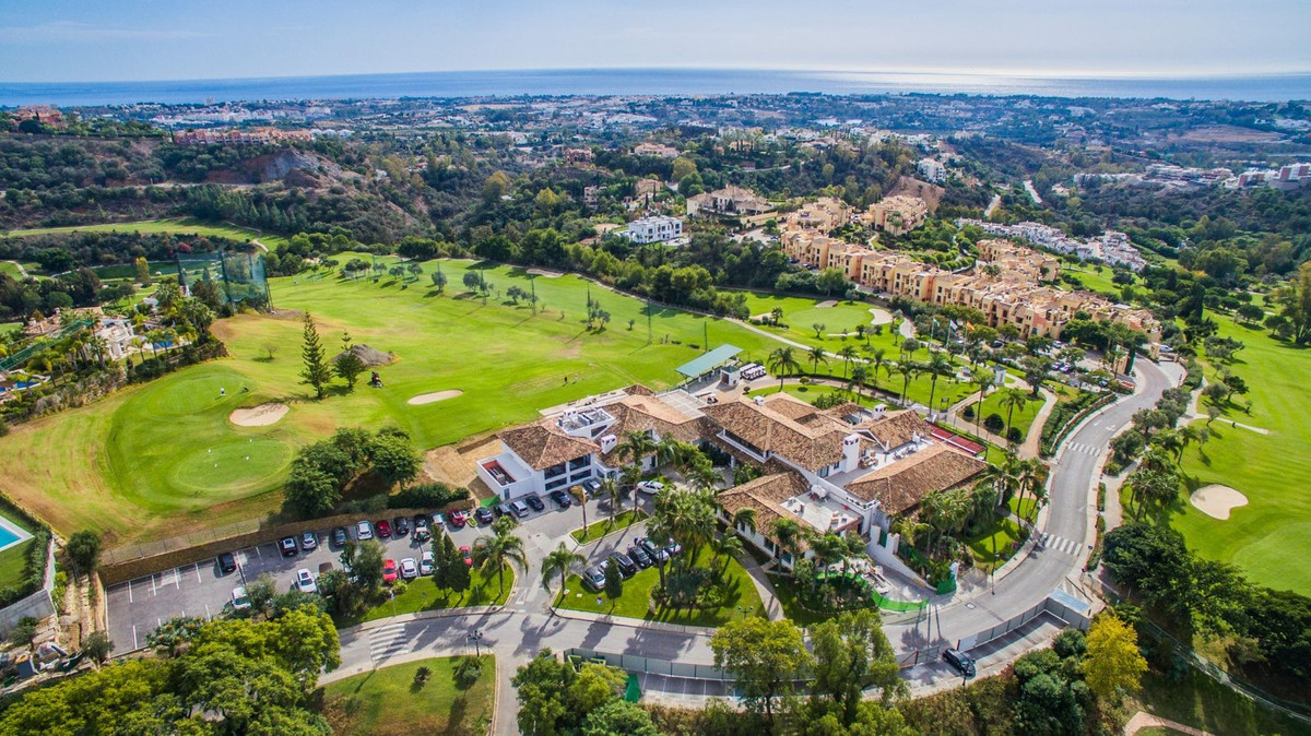 Penthouse for sale in Benahavís