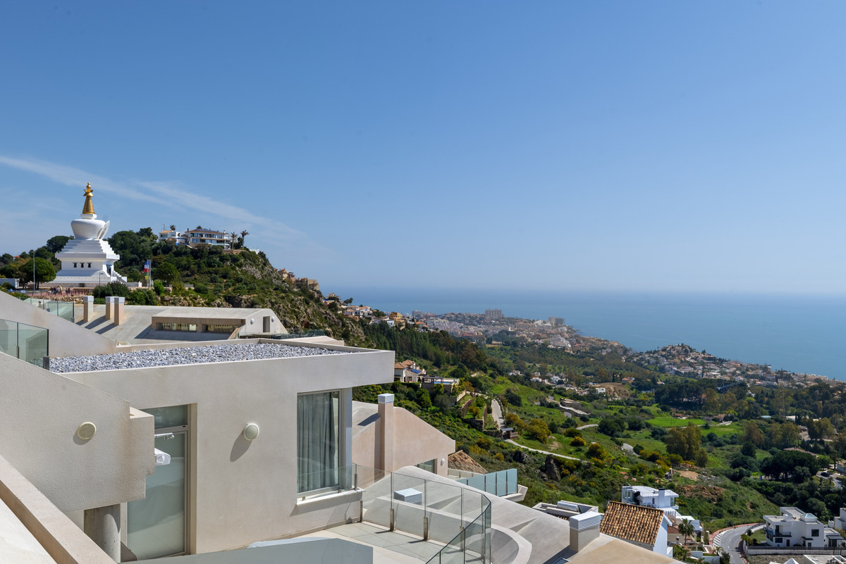 Penthouse for sale in Benalmadena