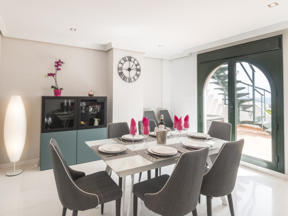 Penthouse for sale in Casares