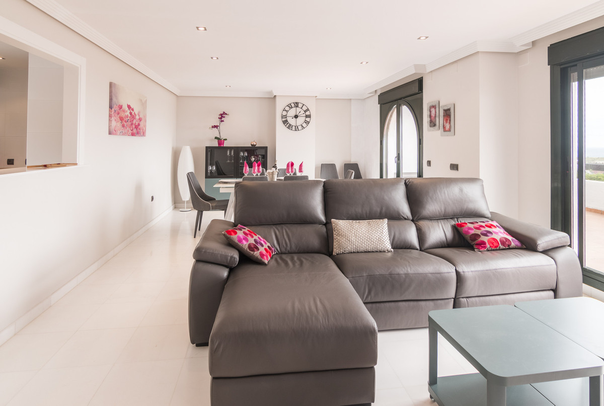 Penthouse for sale in Casares