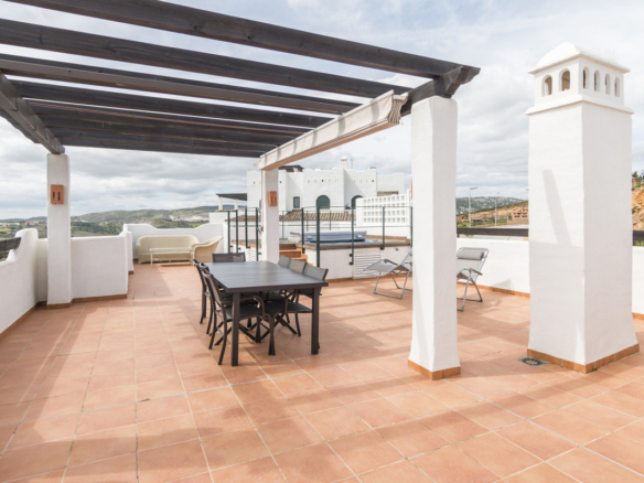 Penthouse for sale in Casares