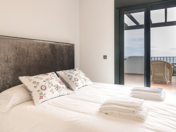 Penthouse for sale in Casares
