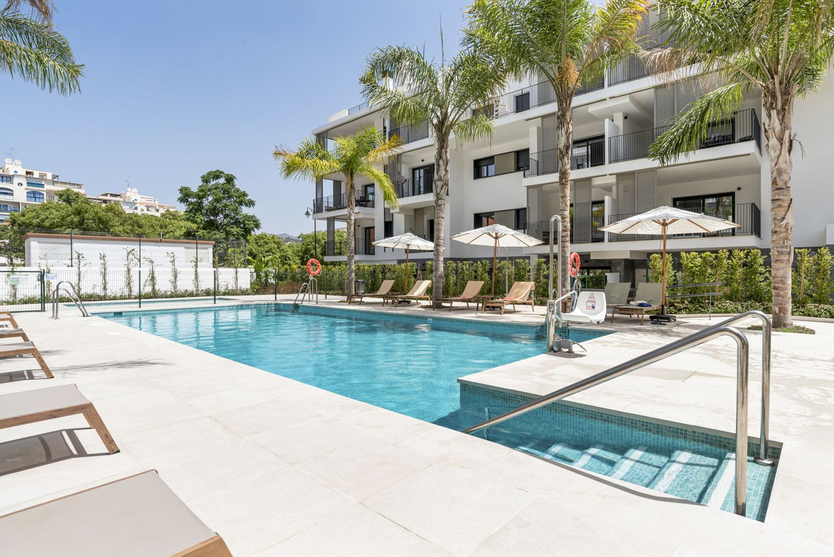 Penthouse for sale in Estepona