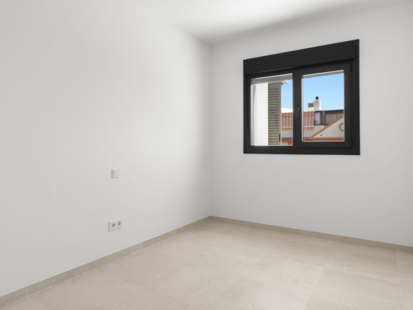 Penthouse for sale in Estepona