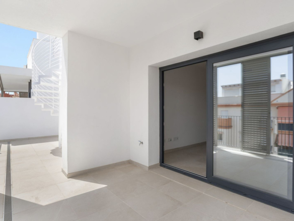Penthouse for sale in Estepona