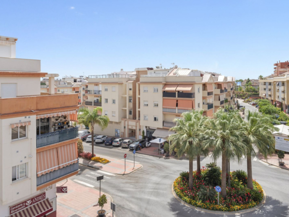 Penthouse for sale in Estepona