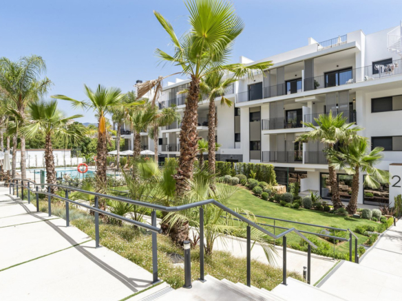 Penthouse for sale in Estepona