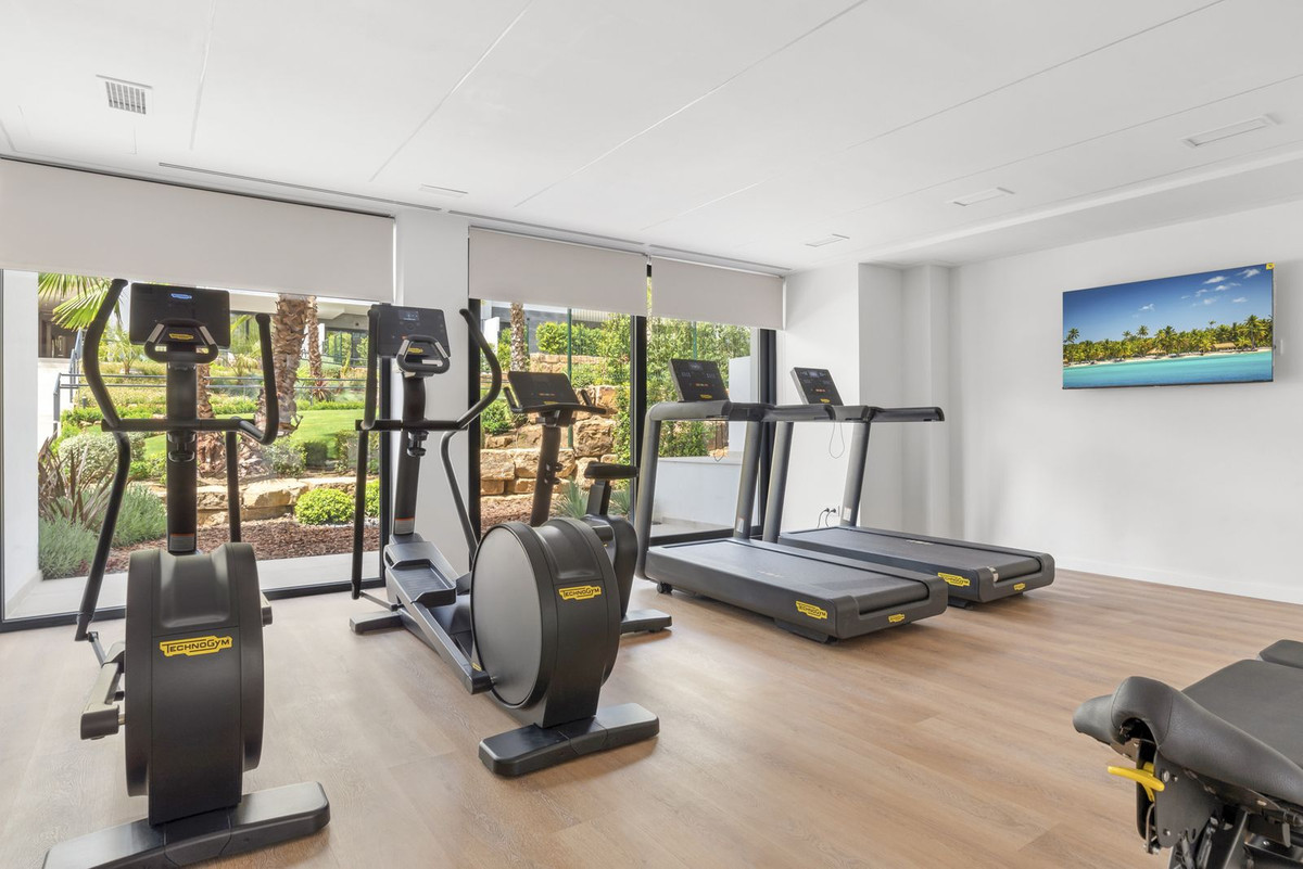 Penthouse for sale in Estepona