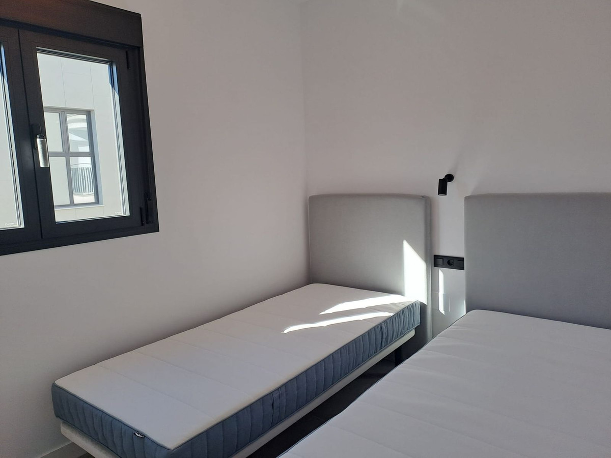 Penthouse for sale in Estepona
