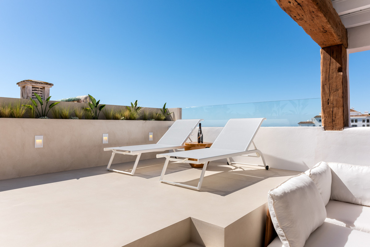 Penthouse for sale in Manilva