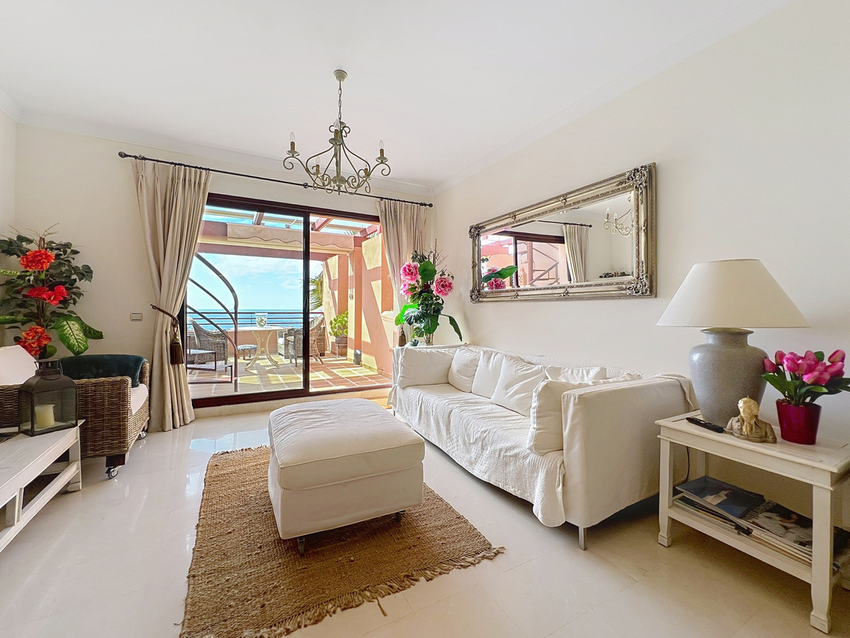 Penthouse for sale in Manilva