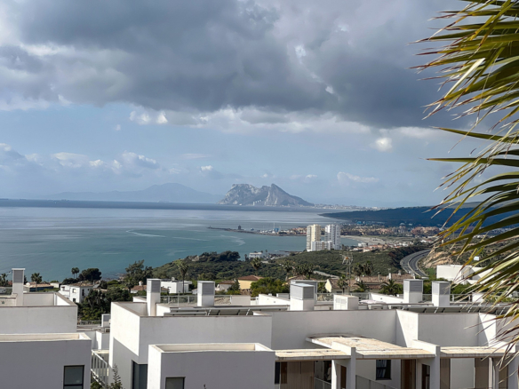 Penthouse for sale in Manilva