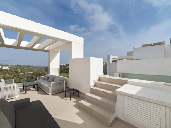 Penthouse for sale in Mijas