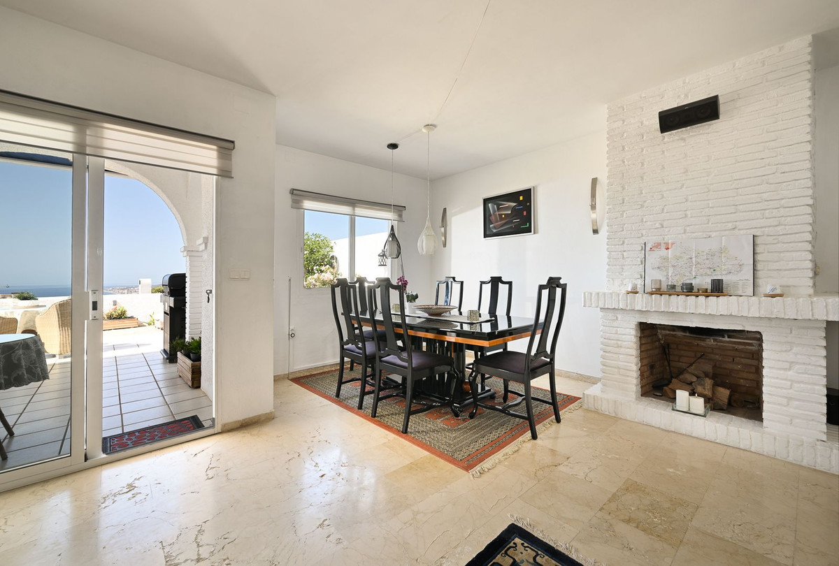 Semi-Detached House for sale in Benalmadena