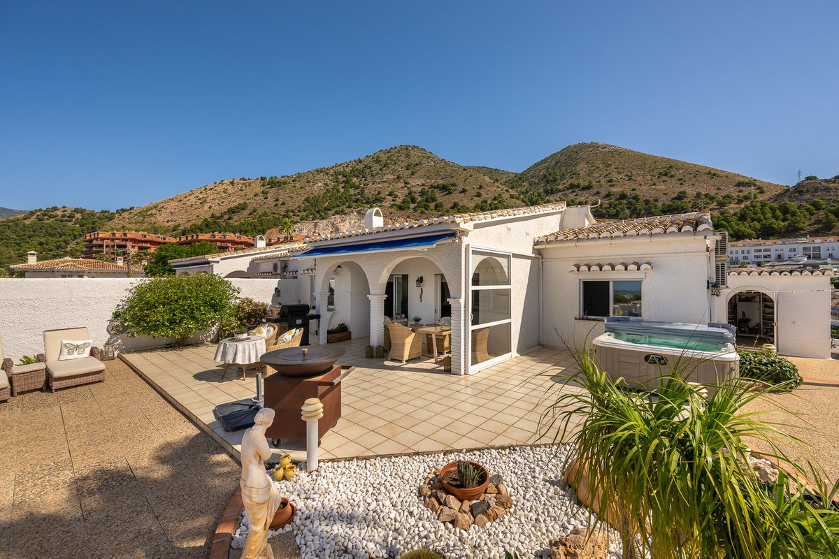 Semi-Detached House for sale in Benalmadena
