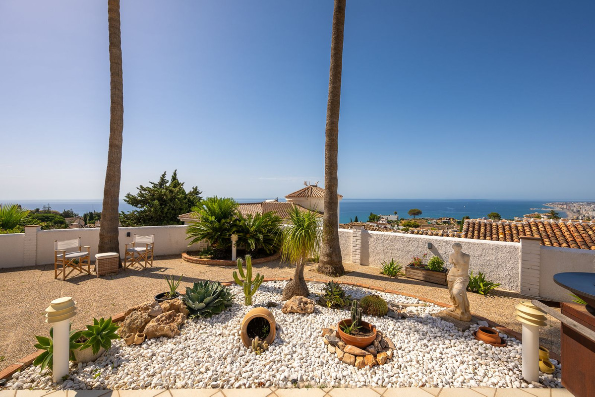 Semi-Detached House for sale in Benalmadena