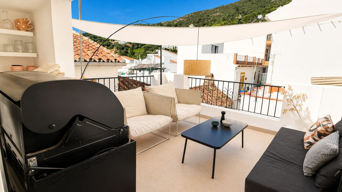 Semi-Detached House for sale in Ojén