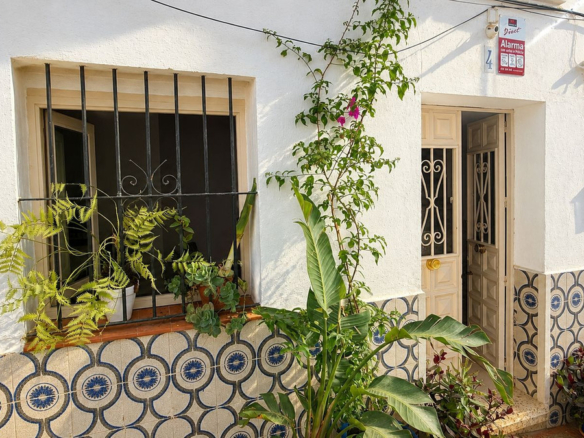 Semi-Detached House for sale in Ojén