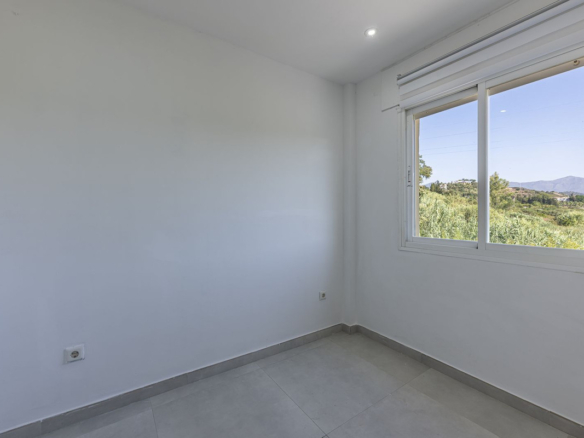 Townhouse for sale in Estepona