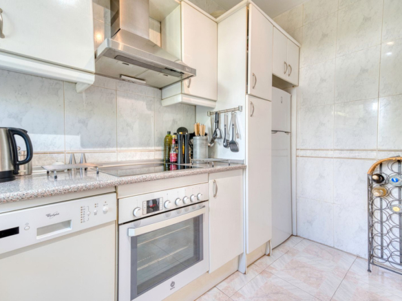 Townhouse for sale in Estepona