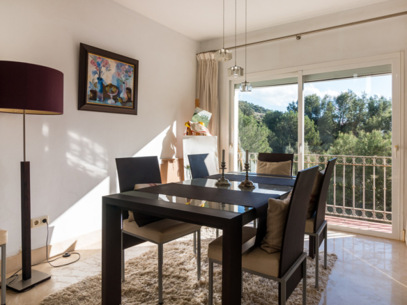 Townhouse for sale in Istán