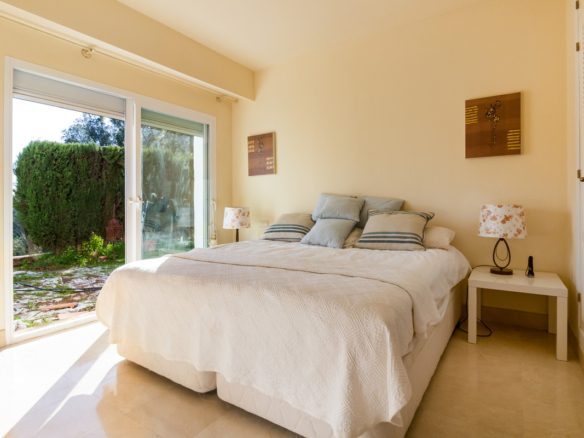 Townhouse for sale in Istán